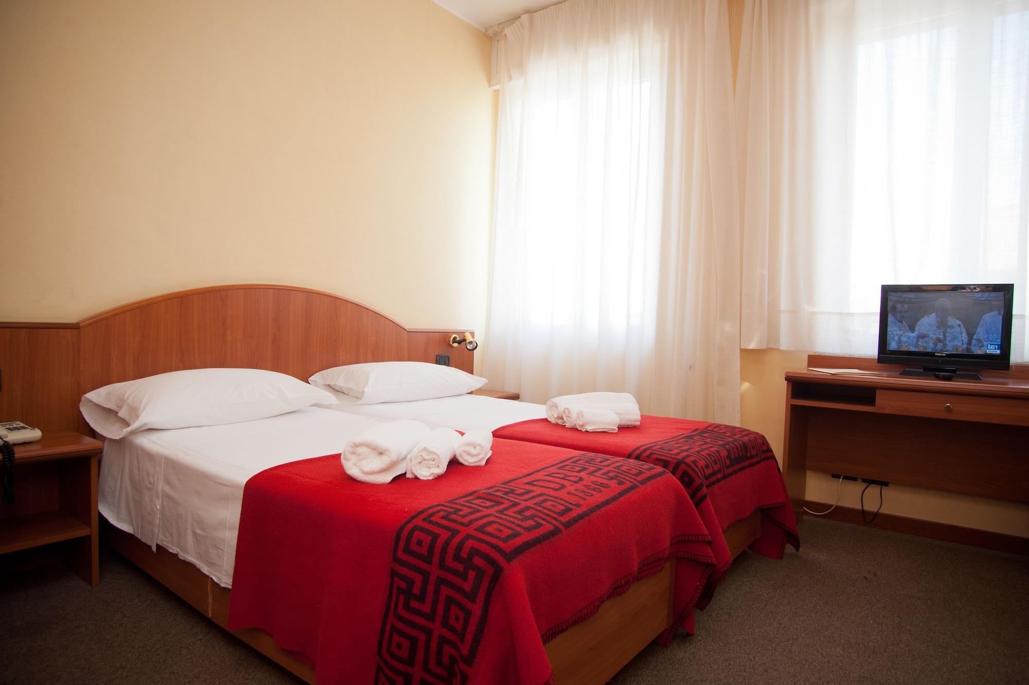 Hotel Rodia Μάλιε Εξωτερικό φωτογραφία